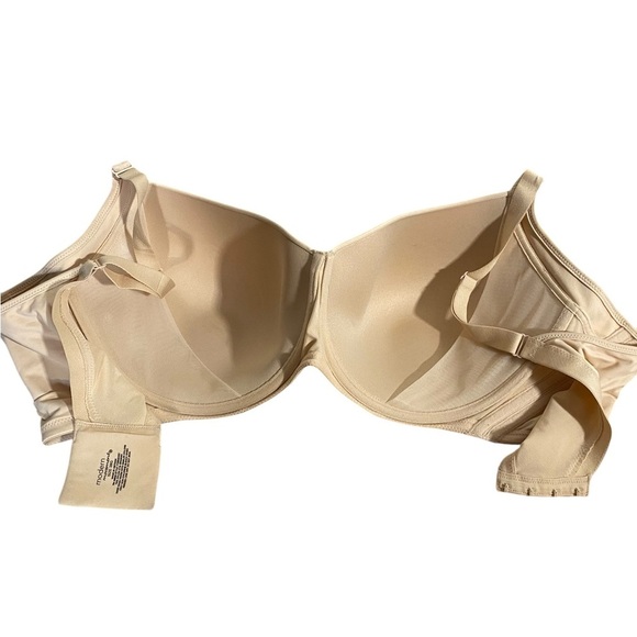 Cream Full-Coverage Bra with Molded Cups - Picture 5 of 9